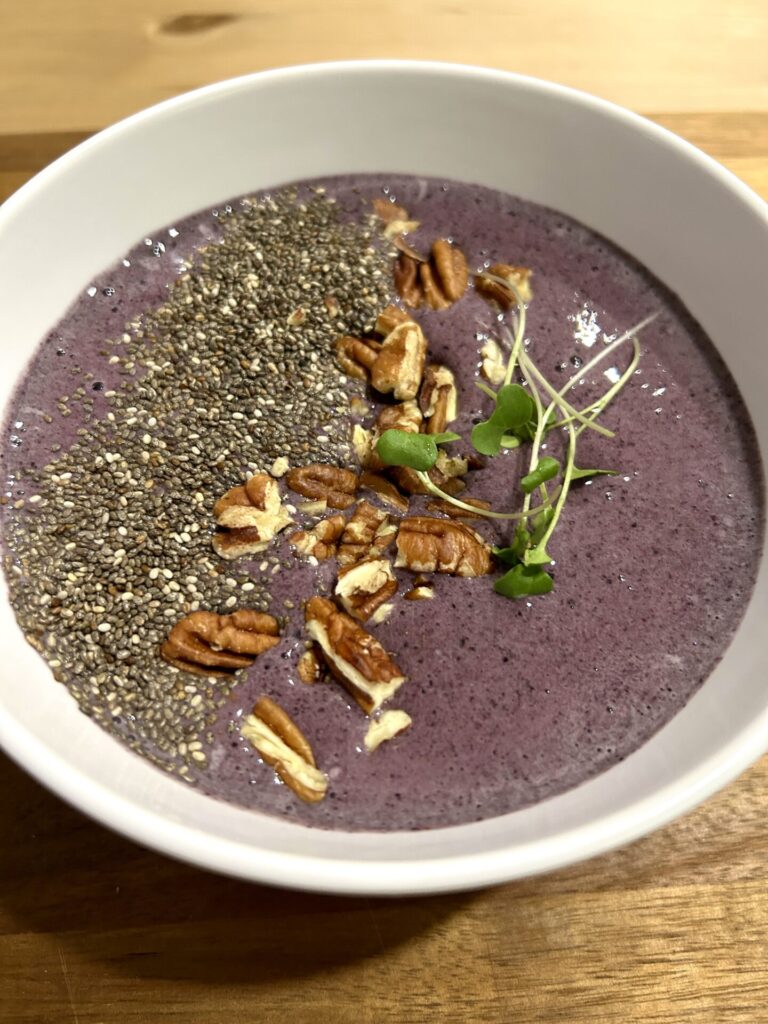 Blueberry smoothie bowl